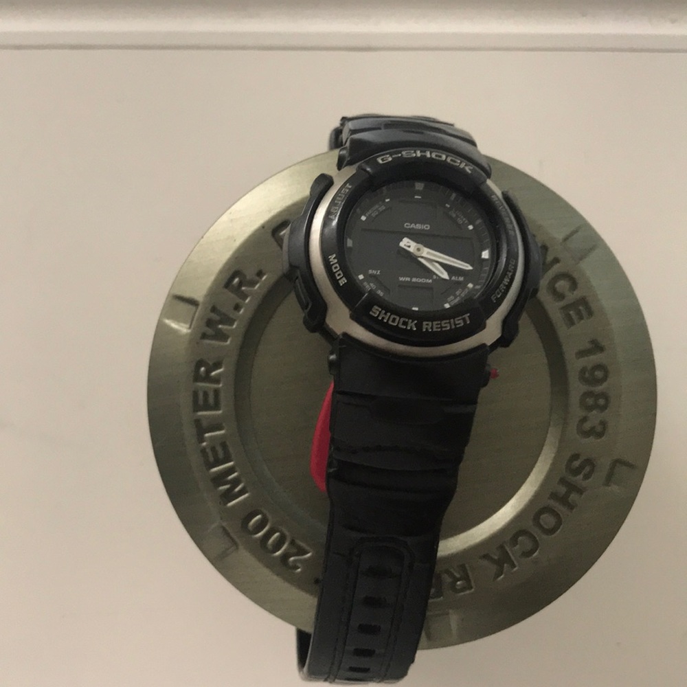 Used Men’s Casio G-Shock - Picture 6 of 6